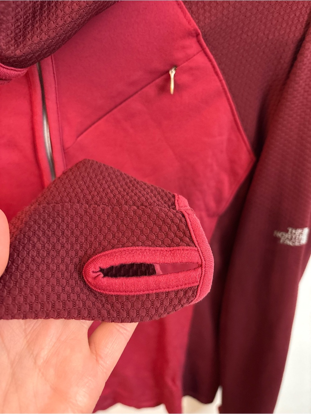 The North Face Women's Wine and Burgundy Half-Zip Pullover xlarge - Picture 4 of 9